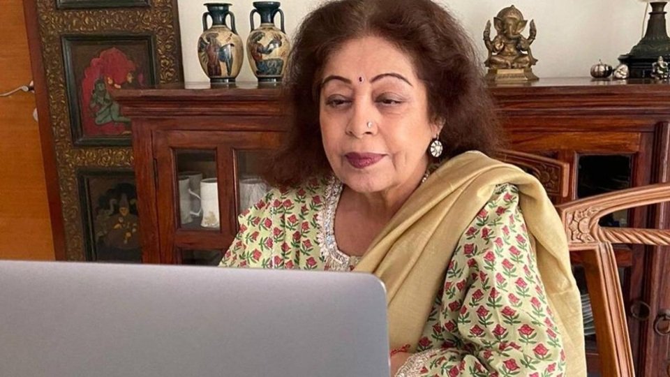 kirron kher age