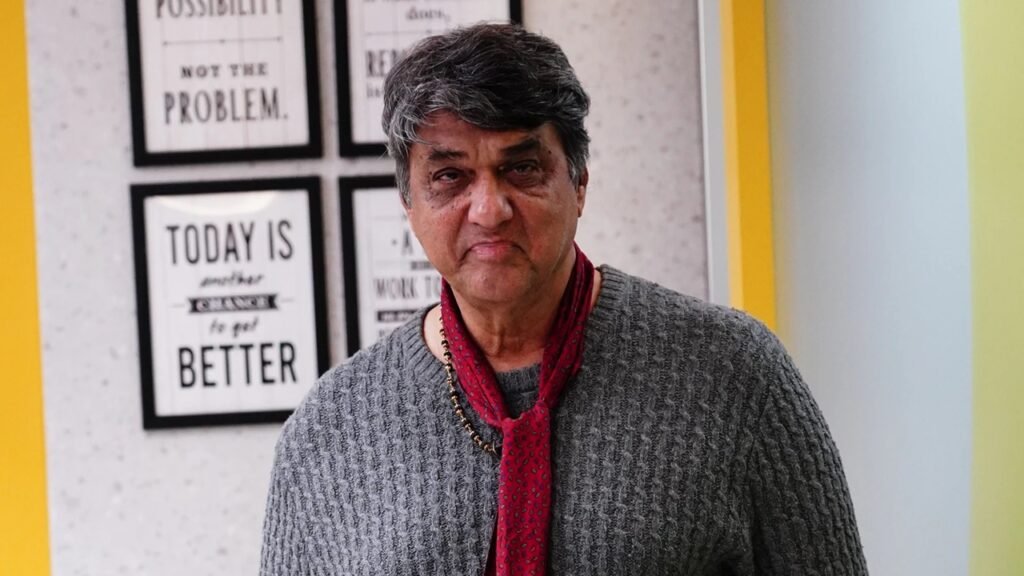 mukesh khanna age