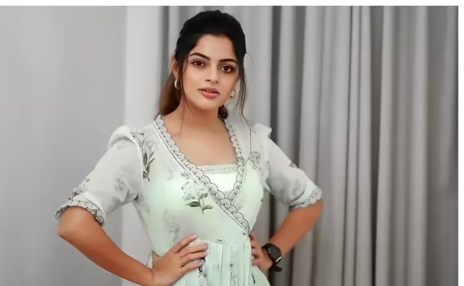 nikhila vimal age