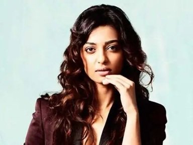 Radhika Apte: Age, Career, Family, Net Worth, and More radhika apte age