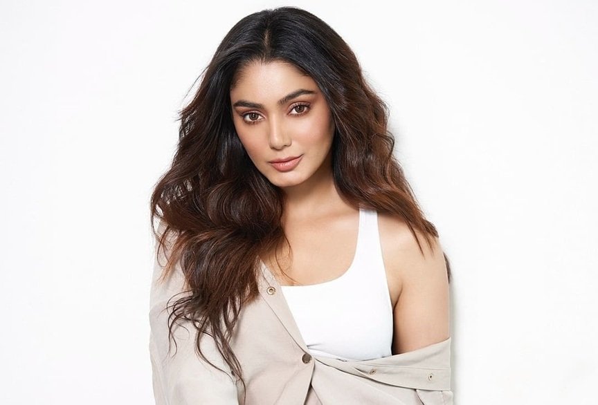 sana makbul age