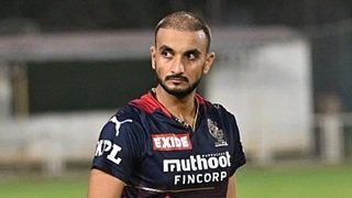 harshal patel age