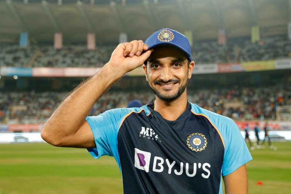 harshal patel age