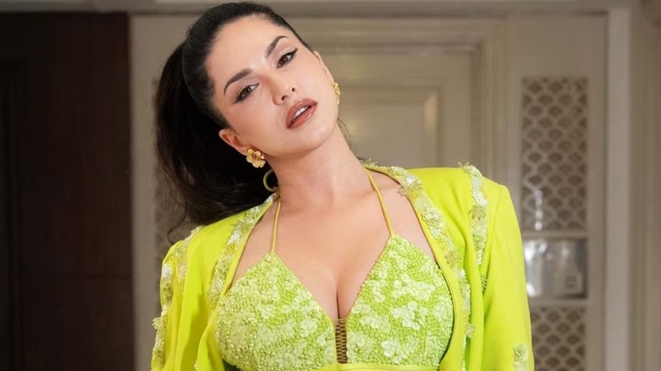 sunny leone age