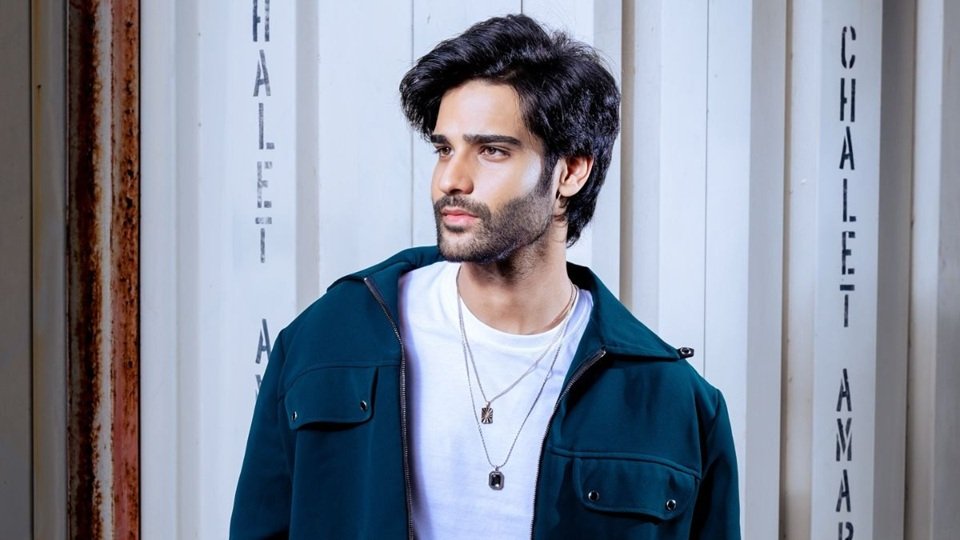 Aman Devgan: Age, Biography, Height, Family, Girlfriend, Movies, Net Worth & More aman devgan age