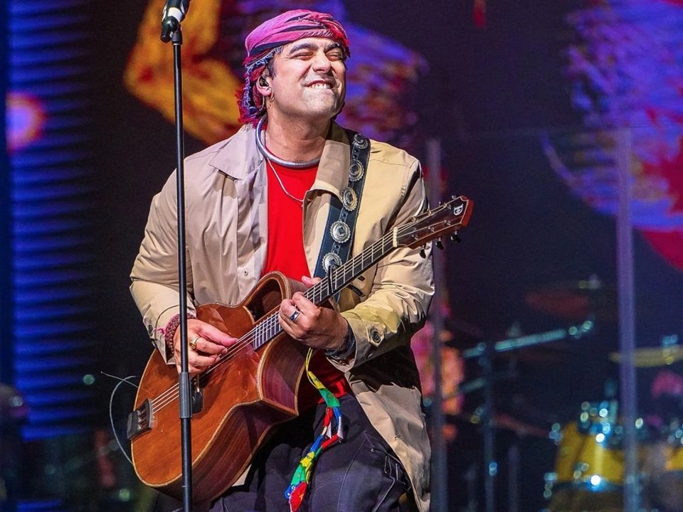 Jubin Nautiyal: Age Biography, Early Life, Family, Education, Height, Career and More jubin nautiyal age