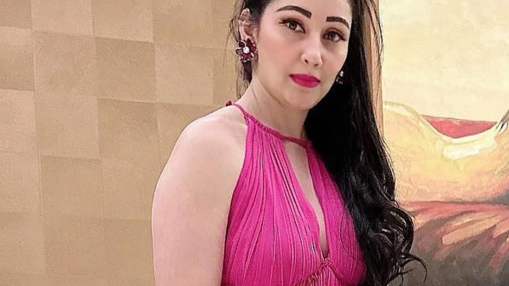 manyata dutt age