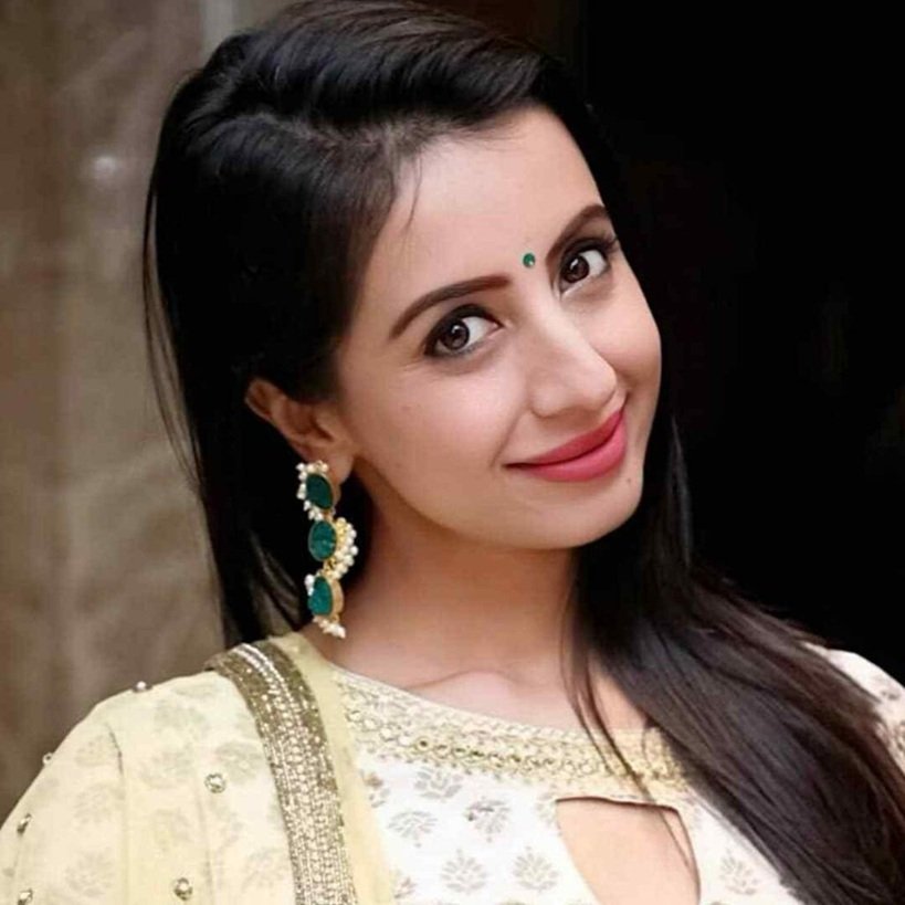 sanjana galrani age