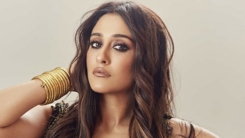 regina cassandra age