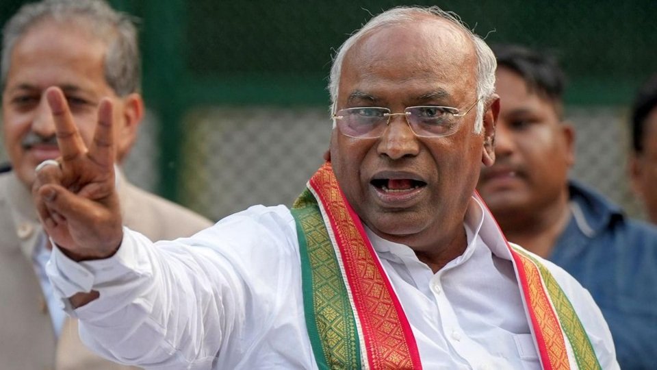mallikarjun kharge age