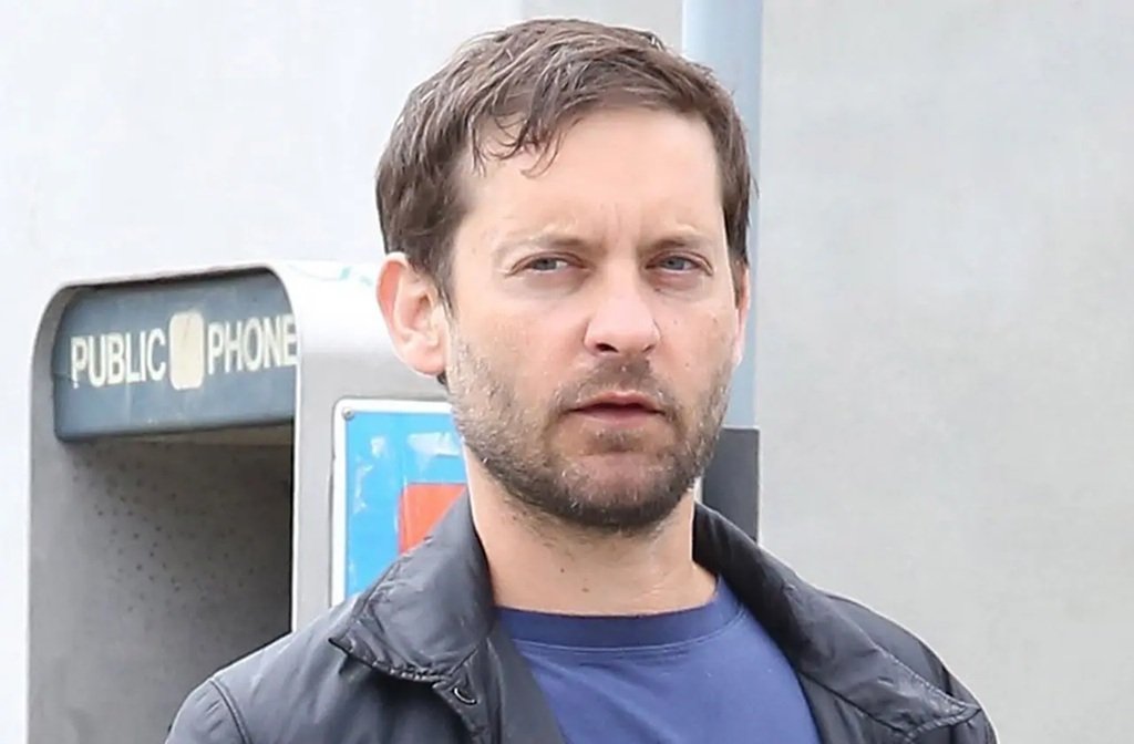 tobey maguire age