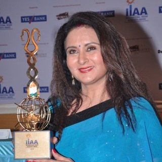 poonam dhillon age