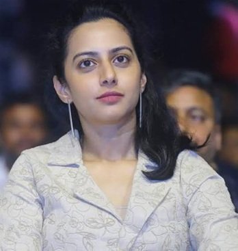 tejaswini nandamuri age