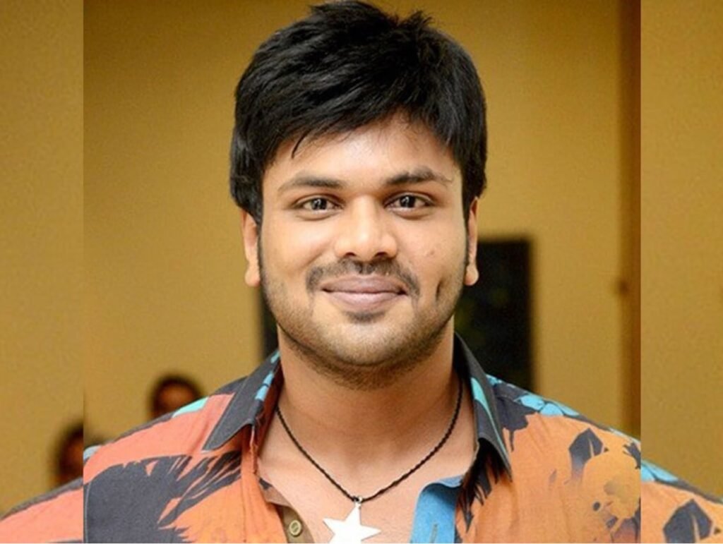 manchu manoj age